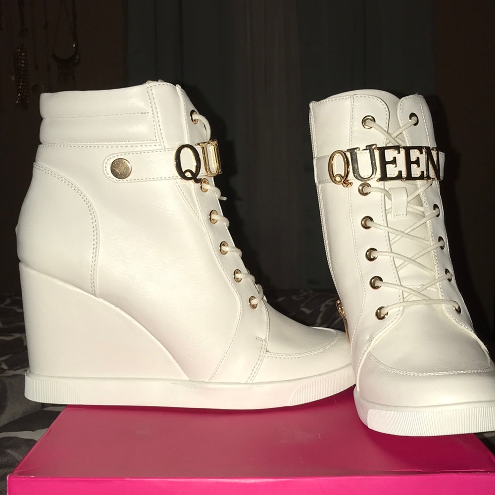 Sneaker wedges.